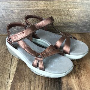 Skechers Metallic Brown Sandals